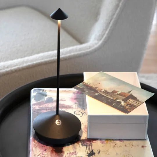 Lampa ogrodowa LunaSpike™ (bezprzewodowa i wodoodporna)