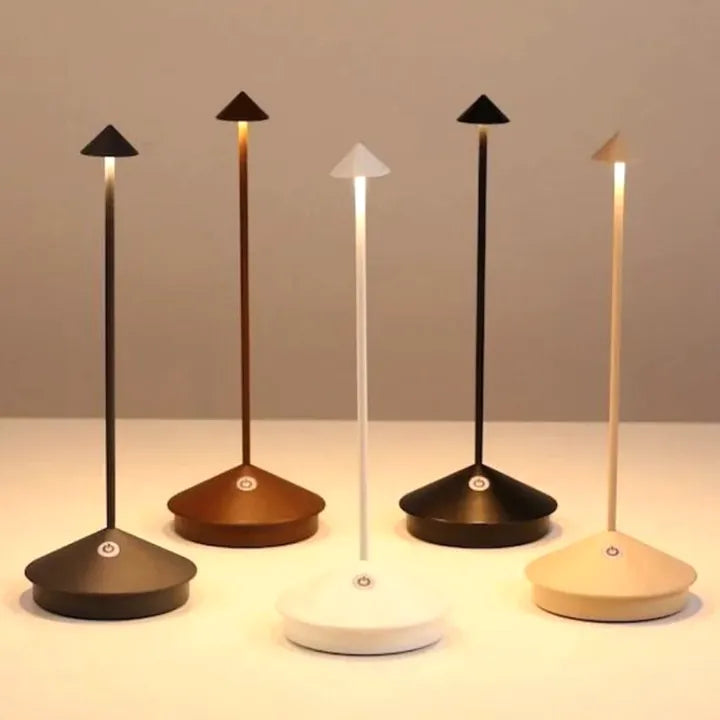 Lampa ogrodowa LunaSpike™ (bezprzewodowa i wodoodporna)