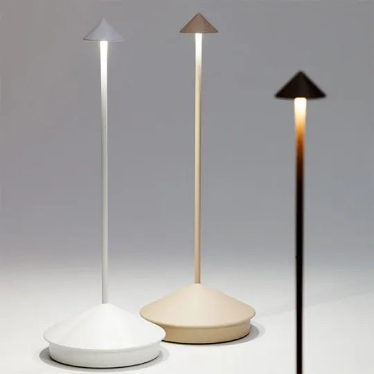 Lampa ogrodowa LunaSpike™ (bezprzewodowa i wodoodporna)